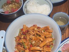 -老湘村·湖南土菜(天河维多利店)