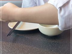 -蝴蝶里·粤菜·点心(滨江龙湖店)