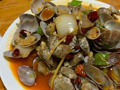 爆炒花斑蛤-温州一家人美食(西木头市店)