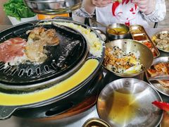 -胡悦里韩式烤肉(芝罘万达广场店)