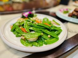 -鑫淼餐饮娱乐中心(江东街店)