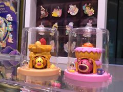 -泡泡玛特POPMART(杭州乐堤港店)