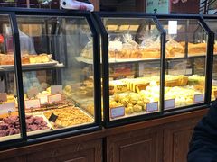 面包甜点陈列柜-鼎丰真(重庆路店)