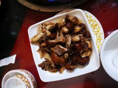 -乳仔牛牦牛汤锅 烤羊排(松潘古城店)