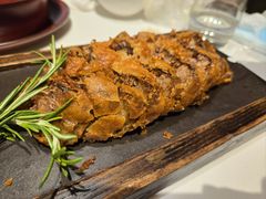 迷迭香脆皮牛肋-食廬(浦东嘉里城店)