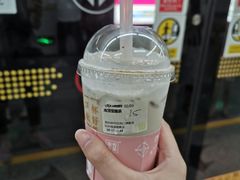 -奈雪的茶(湖滨银泰in77C区PRO店)