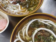 -花溪牛肉粉(八鸽岩店)