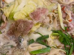 -聚汇三少·龙虾·中餐厅(莫邪路新天地店)