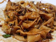 油泼炸酱刀削面-107粉铺