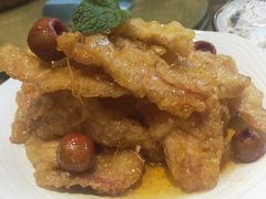 -山楂树融合菜餐厅