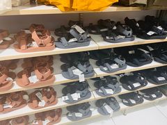 -优衣库(上海正大广场店)