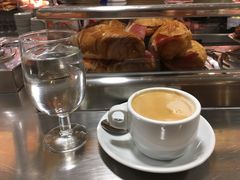 咖啡-火腿博物馆(马约尔广场店)