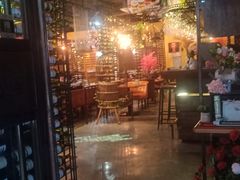 -瓦的音乐酒馆(象山店)