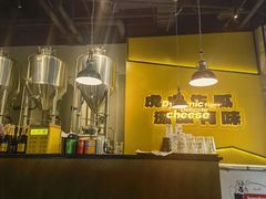 -HUZI虎滋精酿餐吧(京西大悦城店)