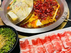 -沸炉重庆老火锅(军事博物馆店)