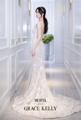 点击看大图 -GRACE KELLY婚纱与礼服(北京店)