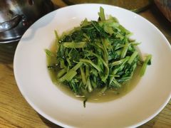 -吴越荣记苏州菜·松鼠桂鱼100%活鱼现做(斜塘老街店)