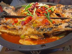 -鸣记脆皮烤鱼·海鲜烤鱼(三八广场店)