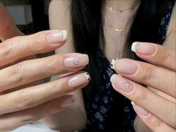 -槿里日式美甲工作室