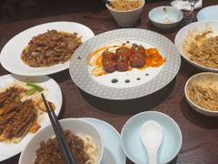 -湖畔鲁菜·二十年老字号餐厅(大明湖店)