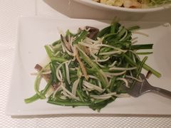 青龙菜清炒-新加坡海鲜共和(名胜世界圣淘沙海滨坊)