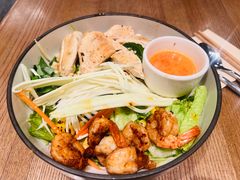 泰式大虾泰碗配辣味青柠水-Wagas(静安嘉里中心店)