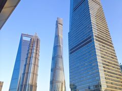 -陆家嘴空中步行连廊