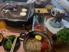 -合易泓烤肉·海肠捞饭(火车站店)
