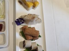 -贝勒爷·酥不腻烤鸭