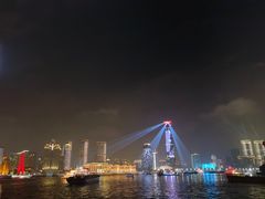 -黄浦江游览十六铺3号码头网红自助餐