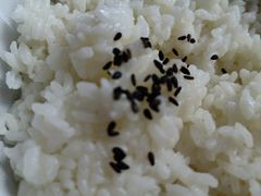 -老牌坊云南鱼豆花火锅(爱建店)