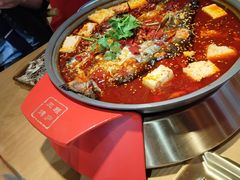 -三顾烤庐·烤鱼·烧烤·龙虾(奉贤店)