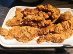 -爆炸头阿姨小四川正宗川味小吃(无任何分店)
