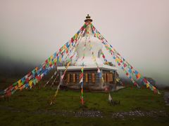 -硗碛藏寨·神木垒景区