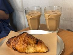 海盐焦糖牛角包-来回·咖啡(天河南店)