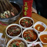 厦门探店|常年6.8折！最经典的串串夜宵