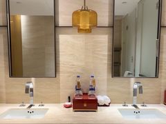 -上海衡山路十二号华邑酒店