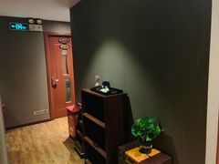 -莱蔻·圣灸堂·推拿艾灸(天山店)