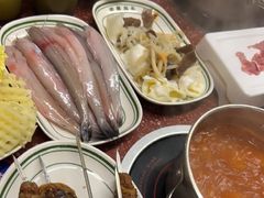 -四囍码头海鲜烧烤自助火锅(外滩南京东路悦荟广场店)