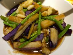 -卢大鲜鱼头捞饭(美利广场店)