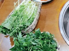 -岳记兴隆·青城腊排铜火锅(融创店)