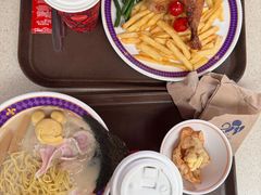-皇室宴会厅(香港迪士尼乐园)