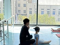 -Isee灰姑娘国际儿童艺术中心(BHGMall店)