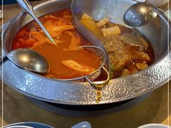 -左庭右院鲜牛肉火锅(金山万达店)
