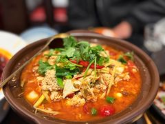 -川流不息·地道川菜·小龙虾(松东路店)