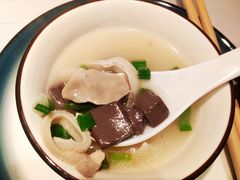 -松沪名灶·豆浆鱼头·新上海菜(飞航吾悦广场店)