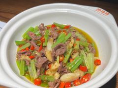 -老湘村·湖南土菜(天河维多利店)