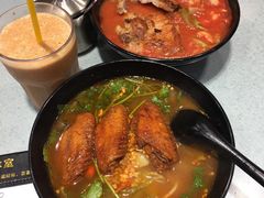 鸡翼冬阴功米线-华嫂冰室(湾仔店)