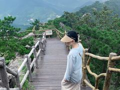 -罗田薄刀峰风景区