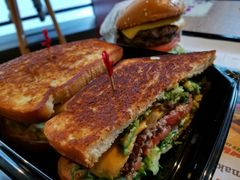 -The Habit Burger Grill 哈比特汉堡(复兴soho店)
